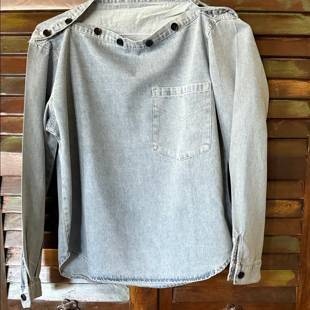 Stylish Light Blue Denim - button top Women's Top